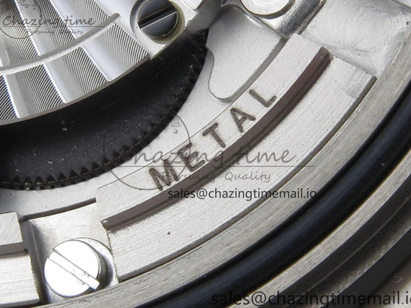 0329 OdorResistant Seamaster 300M Diver Titanium Bronze Gold VSF 1:1 Best Edition Green Dial on Titanium Mesh Bracelet A 7660